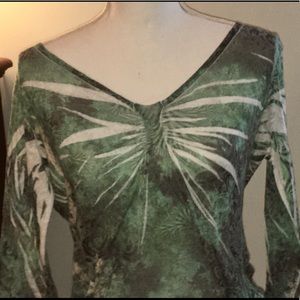 Suki Jones Woman's Top 3/4 Length Sleeve, Medium!